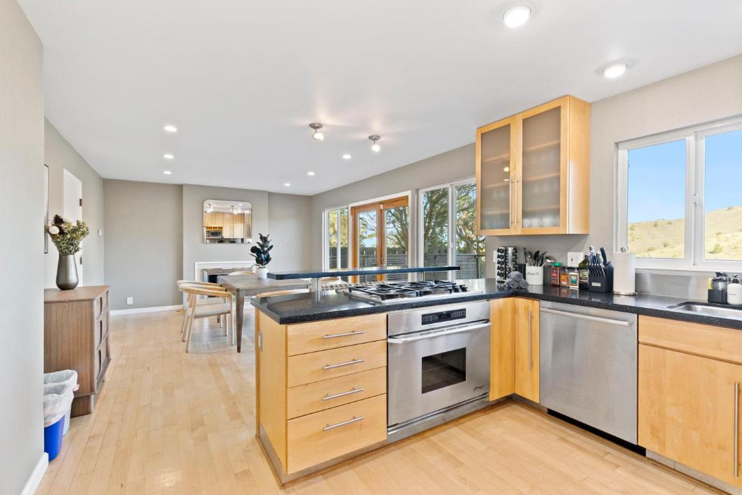 Photo of Kitchen in Park Pacifica