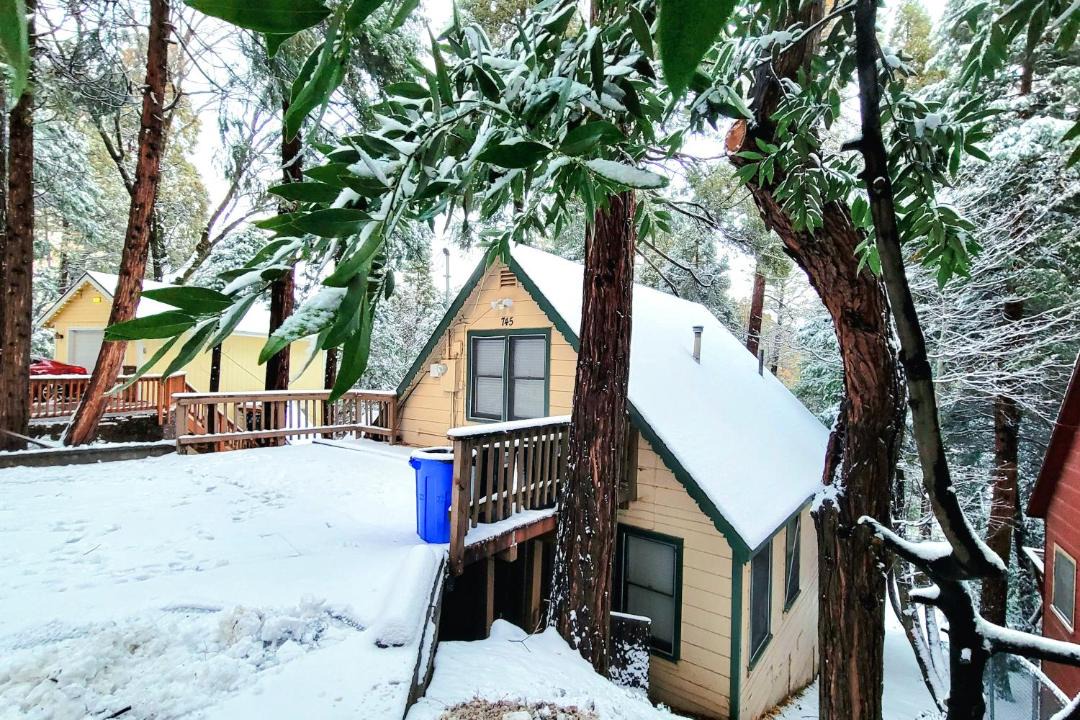 Photo of Others in Crestline