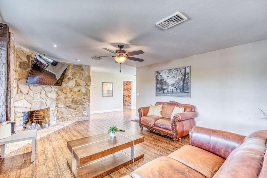Photo of Livingroom in Fresno