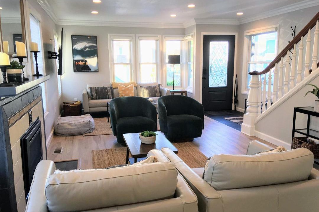 Photo of Livingroom in Pacific Grove