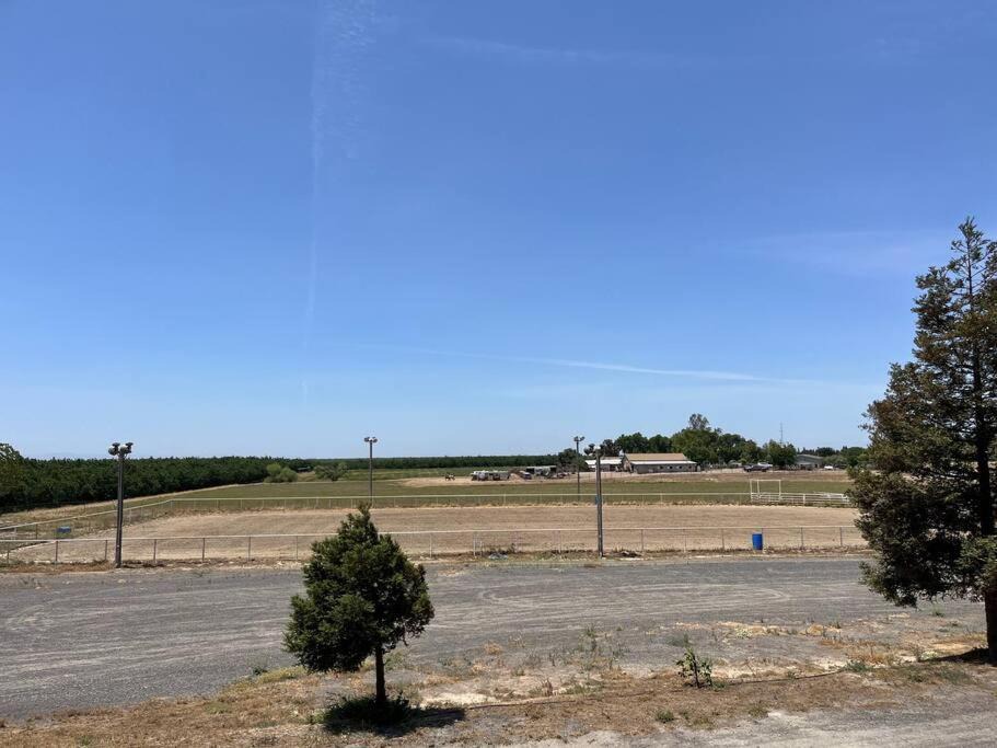 Photo of Outdoor in Peters