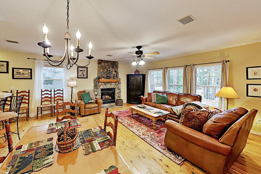 Photo of Livingroom in Truckee