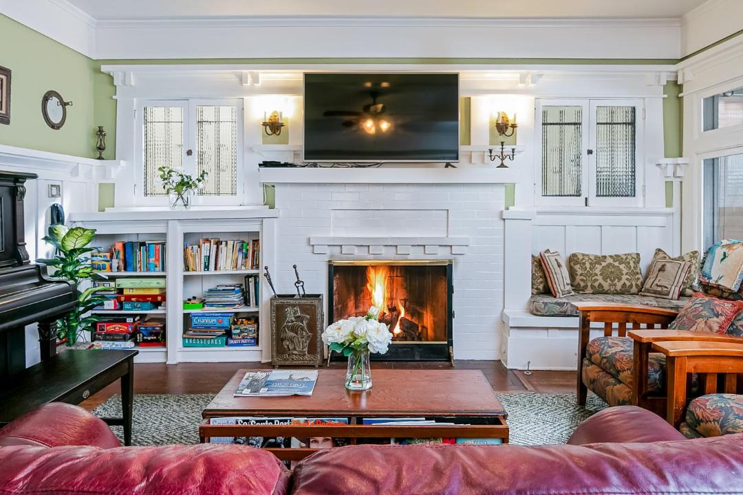 Photo of Livingroom in East Beach