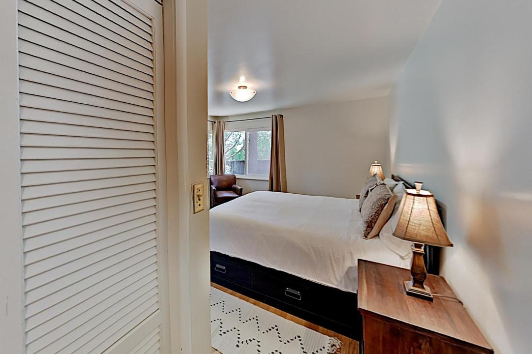 Photo of Bedroom in Healdsburg