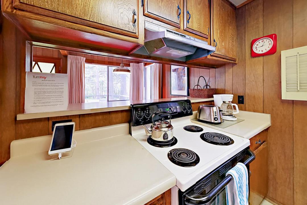 Photo of Kitchen in Tahoe Island