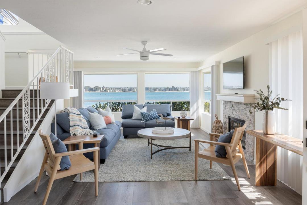 Photo of Livingroom in Mission Beach