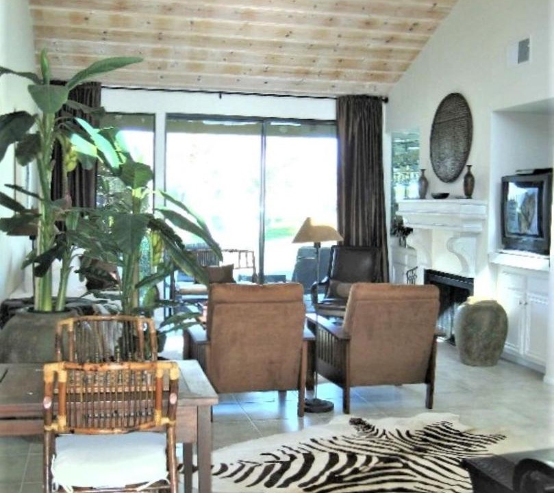 Photo of Livingroom in Palm Desert