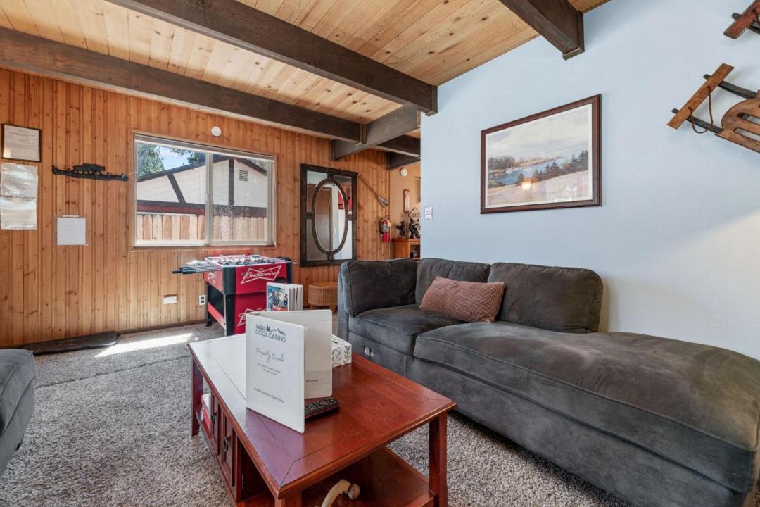 Photo of Livingroom in Big Bear City