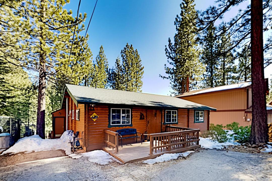 Photo of Buildings in Pioneer Trail
