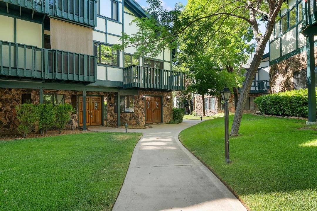 Photo of Buildings in Big Bear Lake