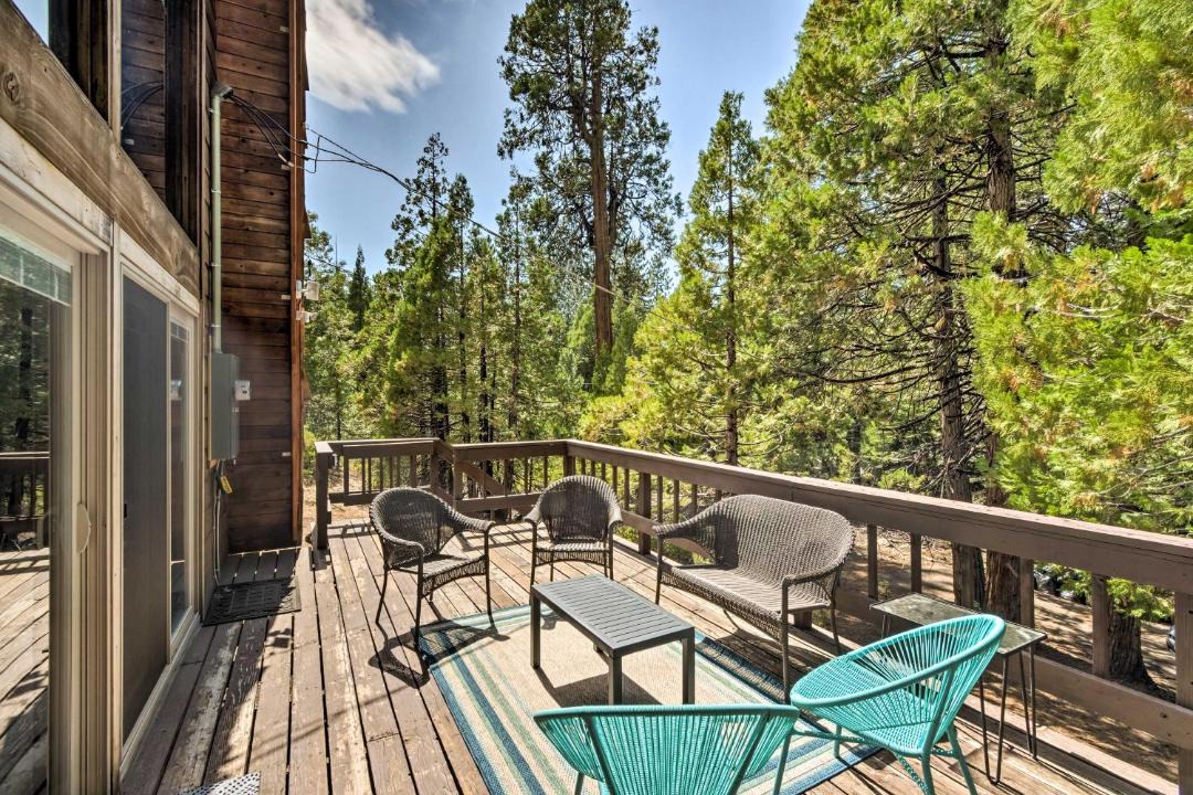 Photo of Patio Balcony in Strawberry