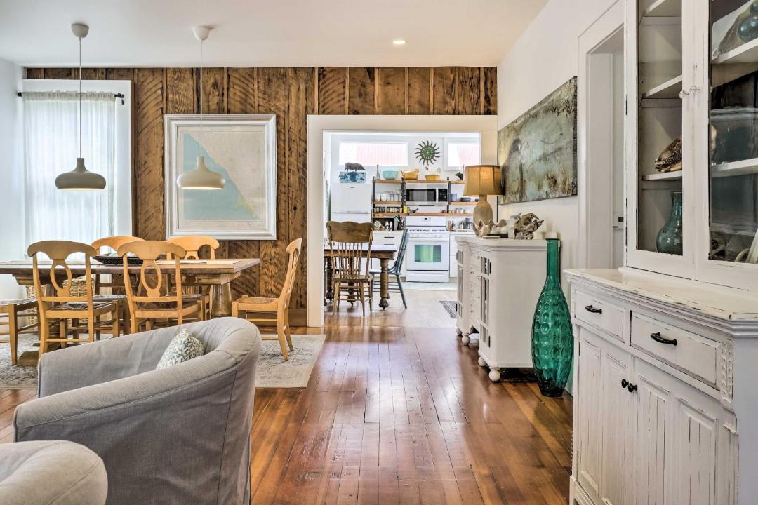 Photo of Livingroom in Tomales