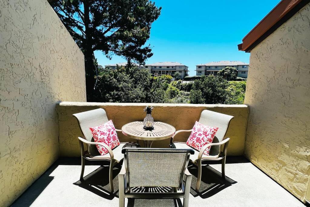 Photo of Patio Balcony in Rio del Mar
