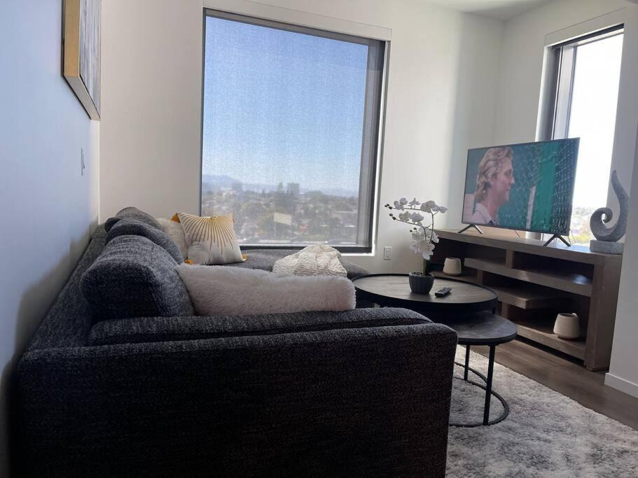 Photo of Livingroom in Temescal