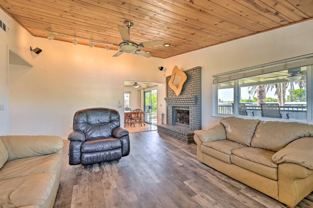 Photo of Livingroom in Bethel Island
