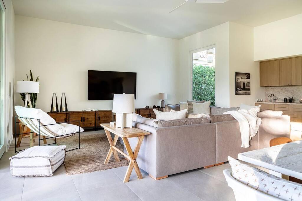Photo of Livingroom in La Quinta