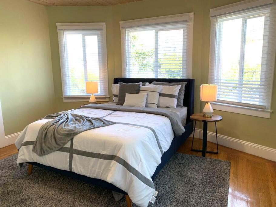 Photo of Bedroom in Sunset District