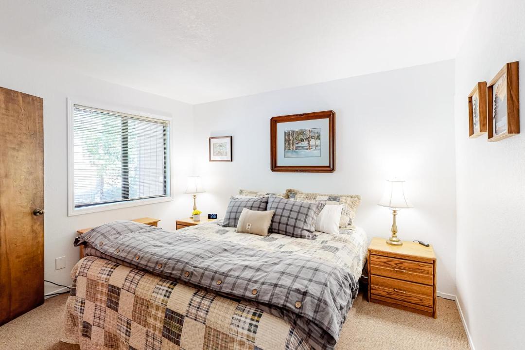 Photo of Bedroom in Shaver Lake
