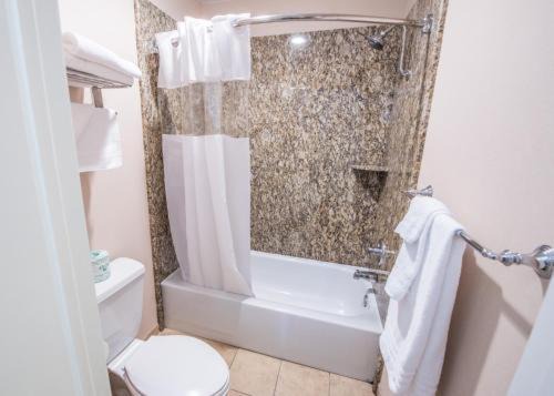 Photo of Bathroom in Clarkdale