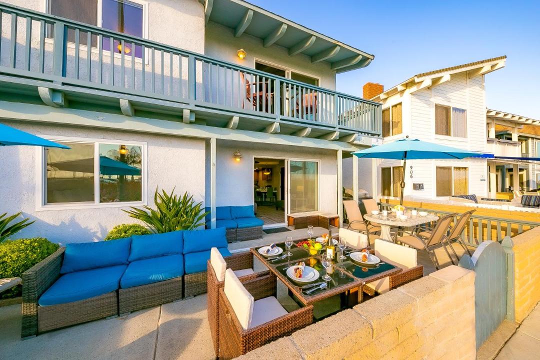 Photo of Patio Balcony in Balboa Peninsula