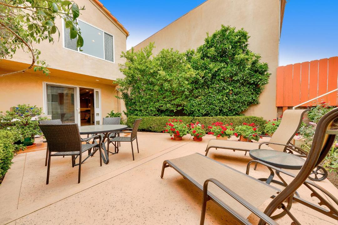 Photo of Patio Balcony in Village of La Jolla