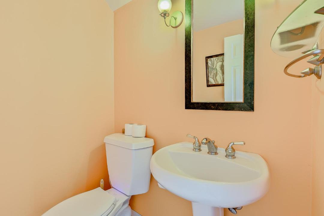 Photo of Bathroom in Village of La Jolla