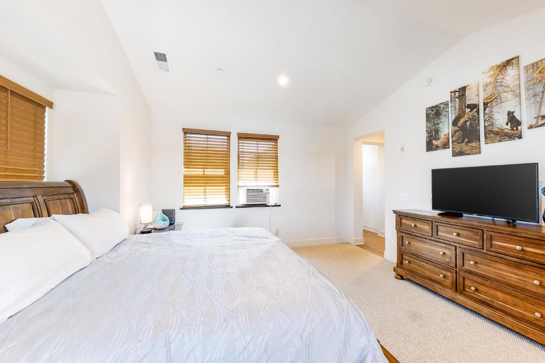 Photo of Bedroom in Mammoth Lakes