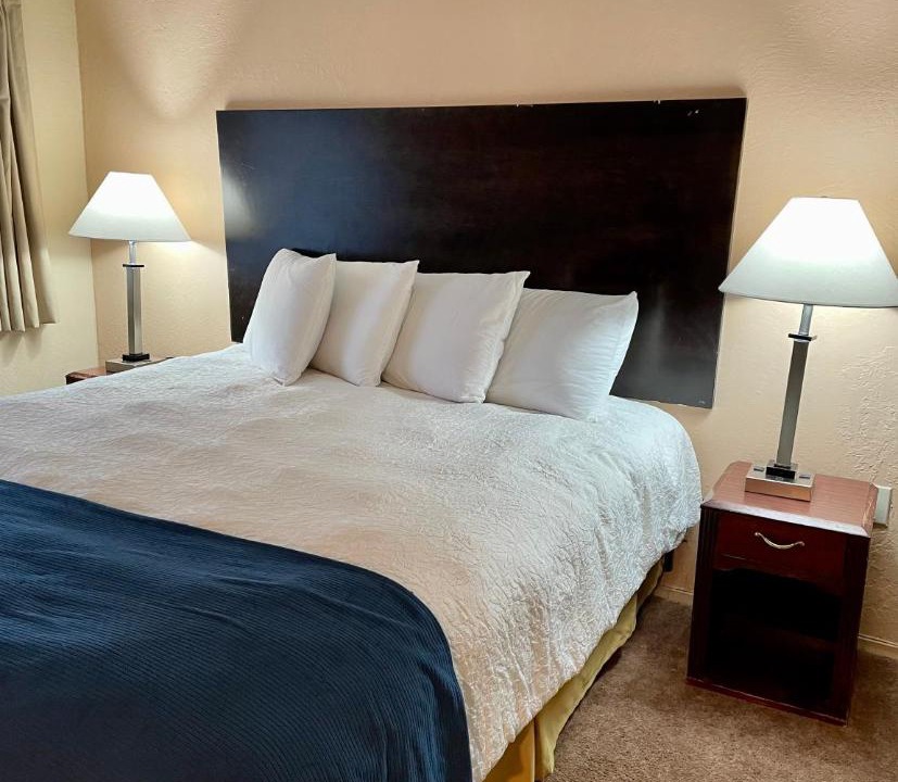 Photo of Bedroom in Red Bluff