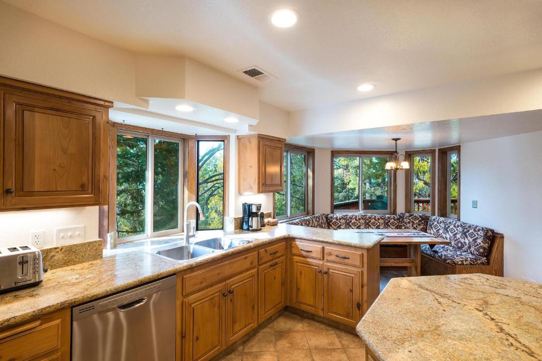 Photo of Kitchen in Yosemite West