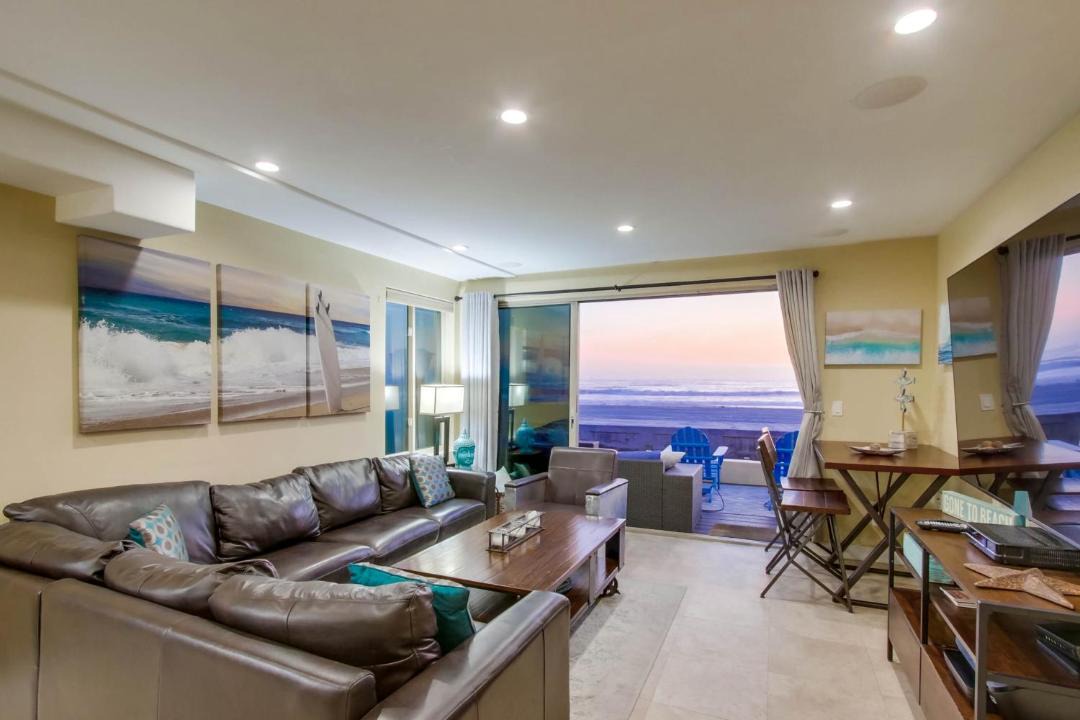 Photo of Livingroom in Mission Beach