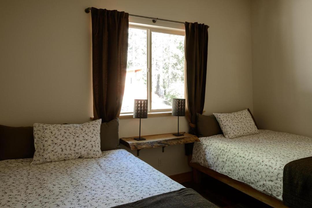 Photo of Bedroom in Yosemite West