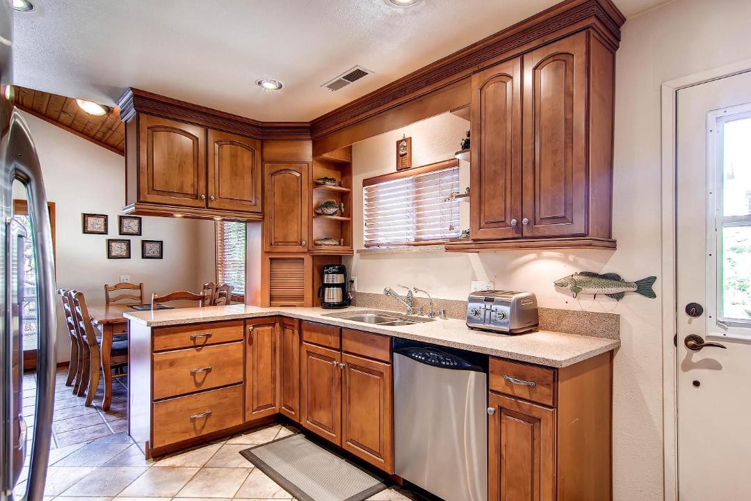Photo of Kitchen in Yosemite Forks