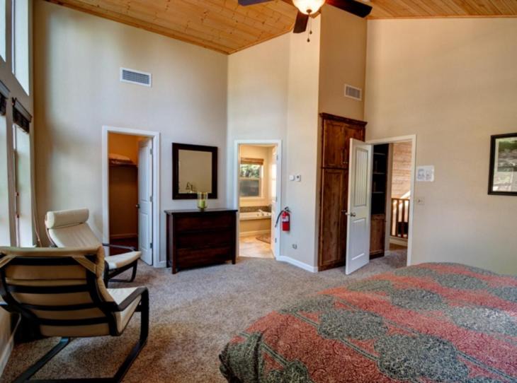 Photo of Bedroom in Yosemite West