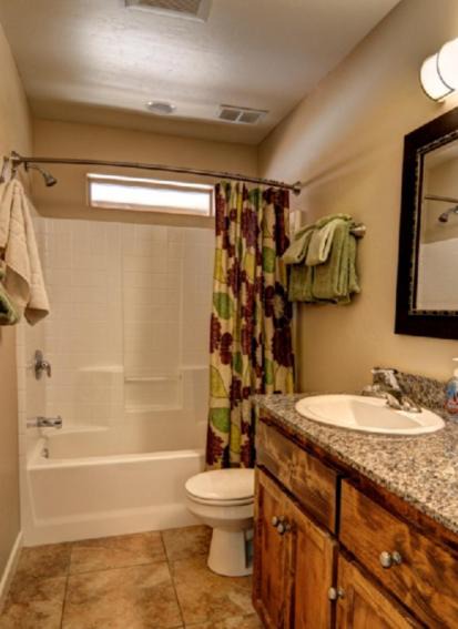 Photo of Bathroom in Yosemite West