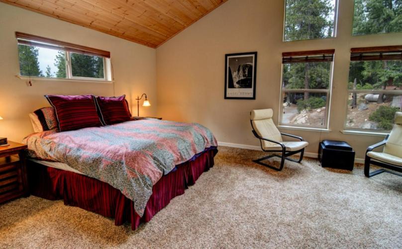 Photo of Bedroom in Yosemite West
