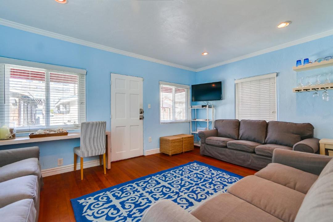Photo of Livingroom in Mission Beach