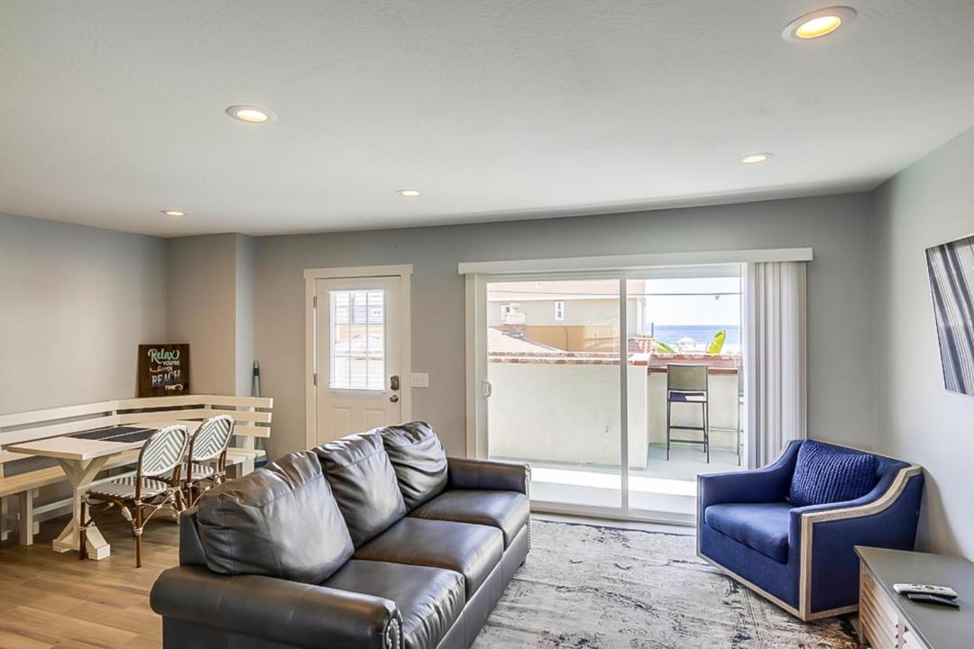 Photo of Livingroom in Mission Beach
