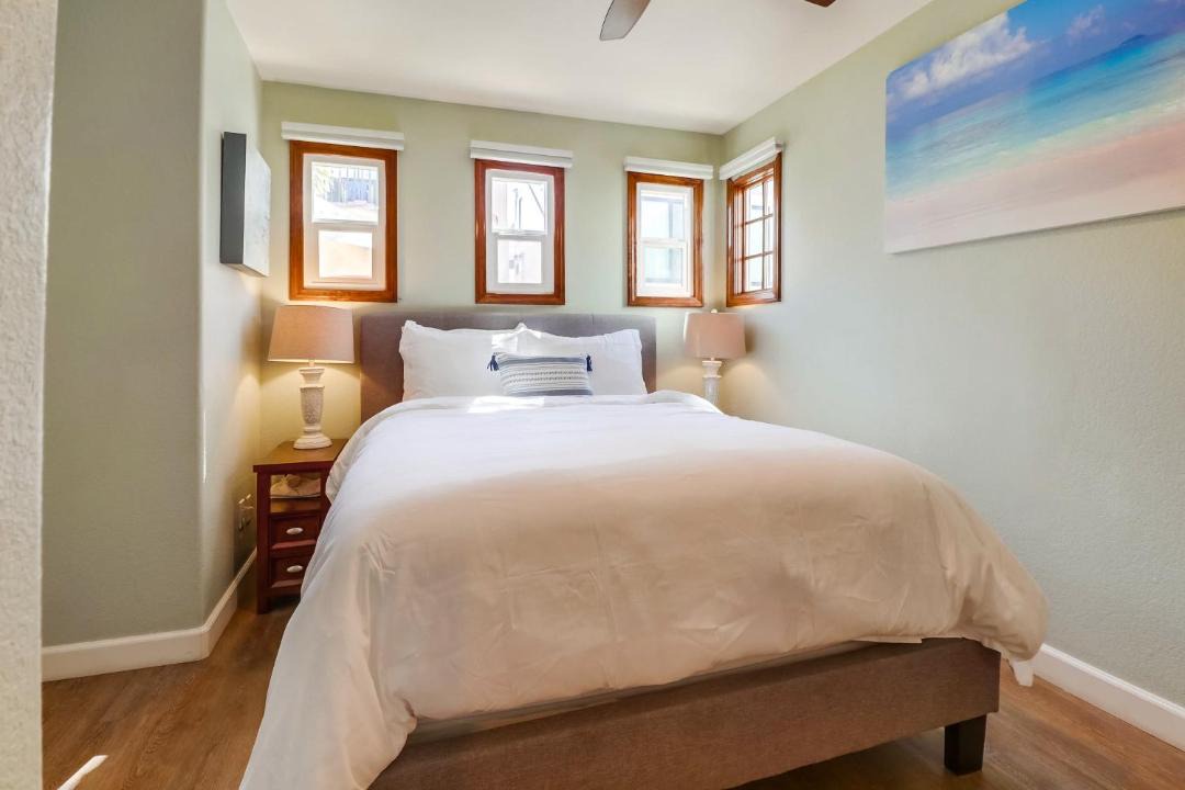 Photo of Bedroom in Mission Beach