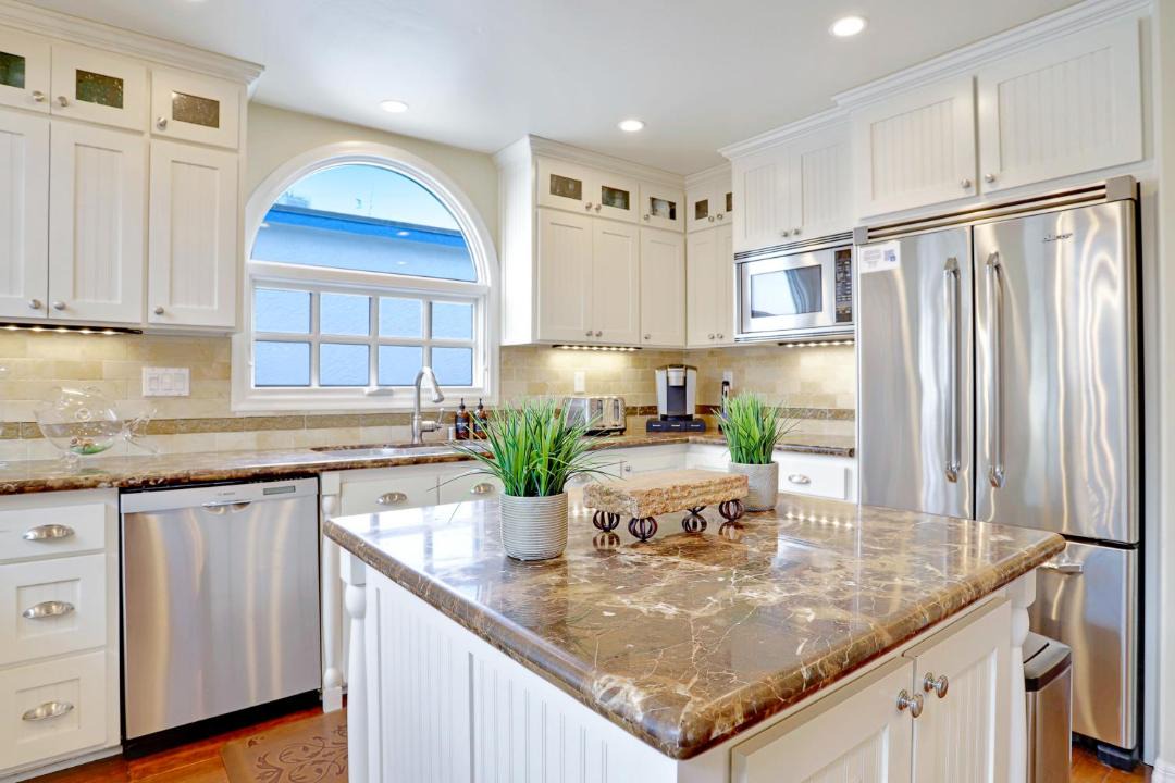 Photo of Kitchen in South Mission Beach