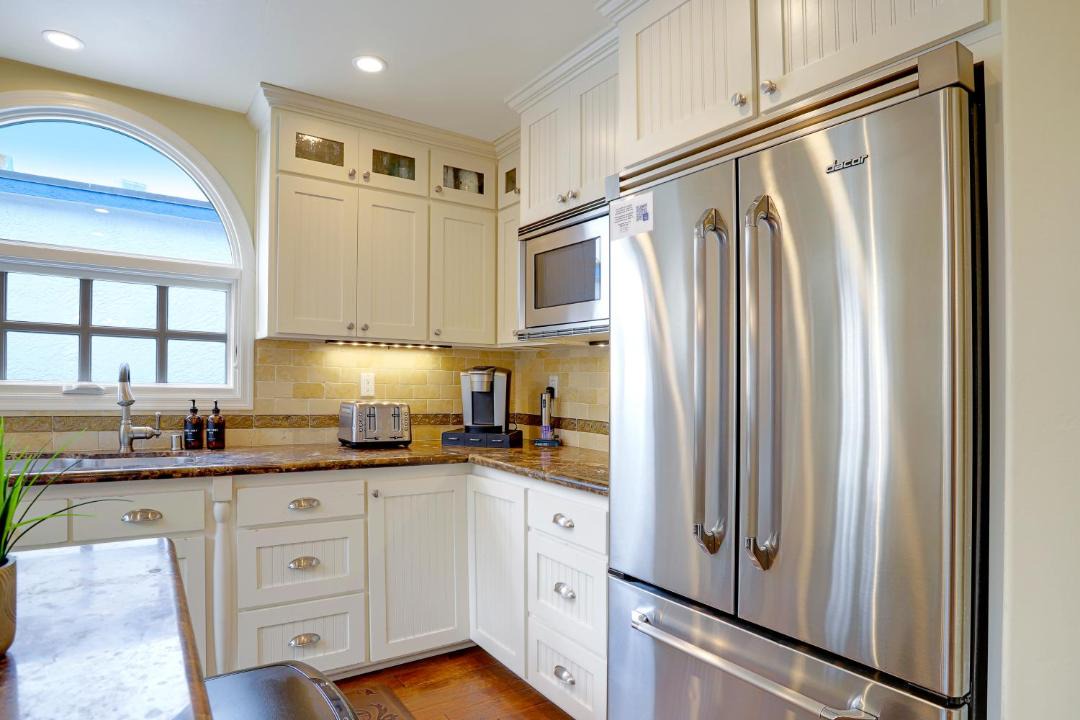 Photo of Kitchen in South Mission Beach