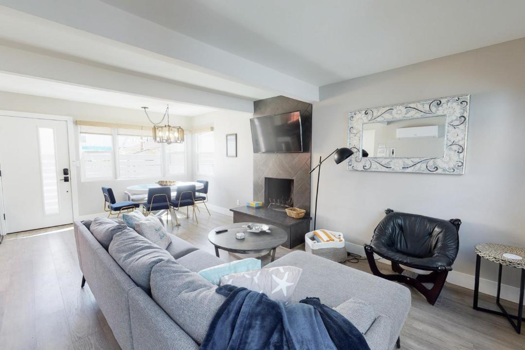Photo of Livingroom in Mission Beach
