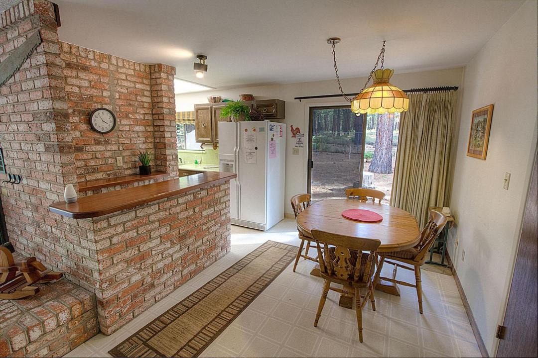 Photo of Livingroom in Montgomery Estates