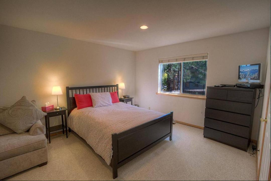 Photo of Bedroom in Pioneer Trail