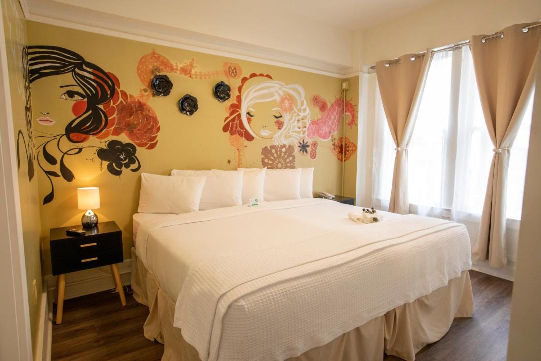 Photo of Bedroom in Downtown San Francisco