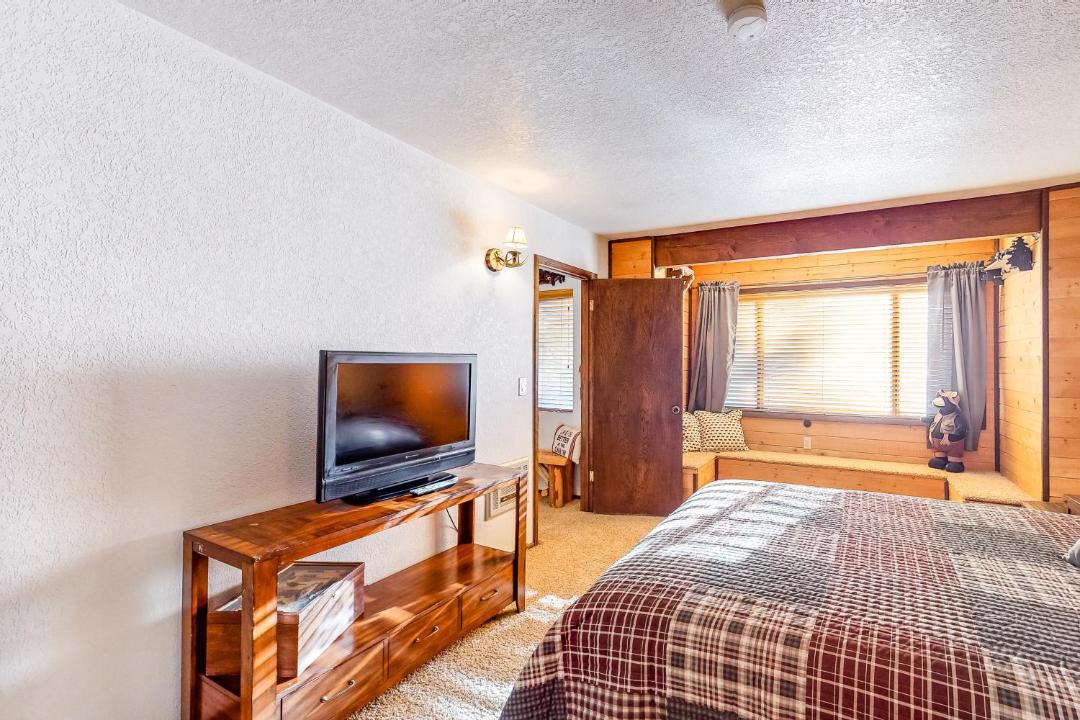 Photo of Bedroom in Moonridge