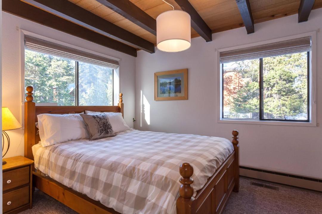Photo of Bedroom in Serene Lakes