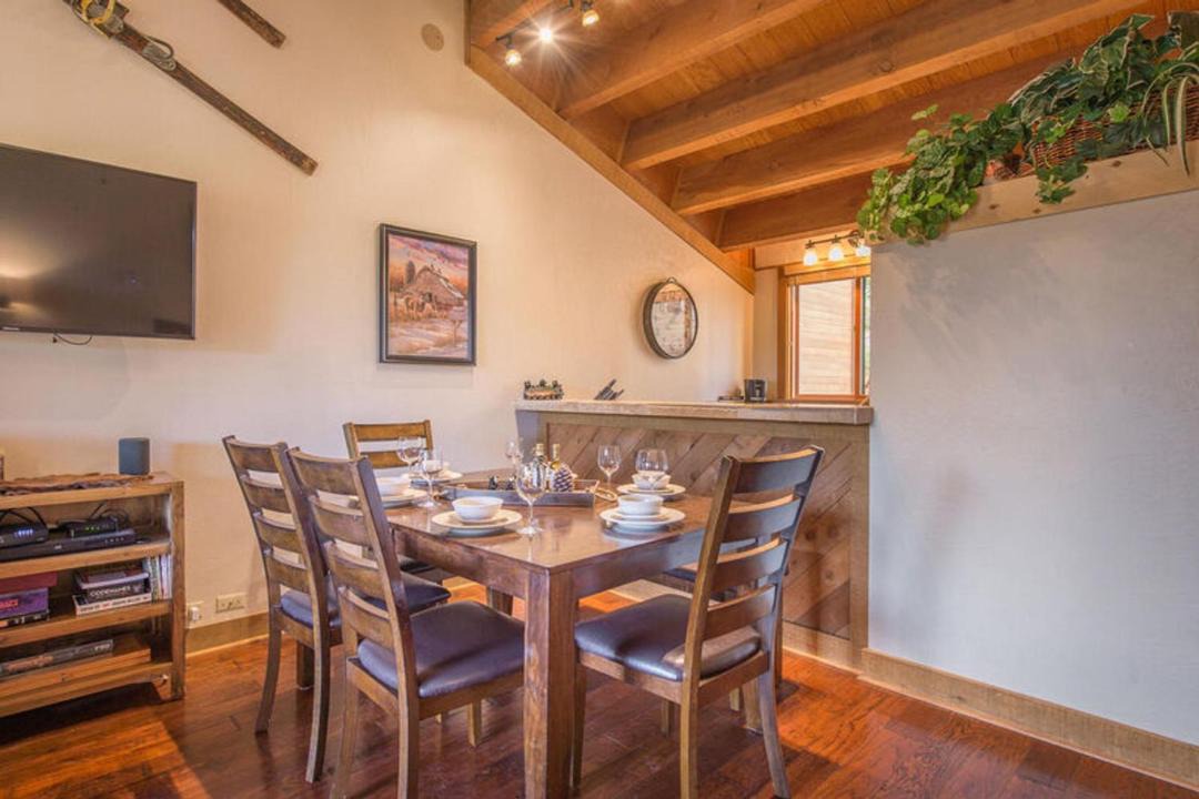 Photo of Livingroom in Truckee