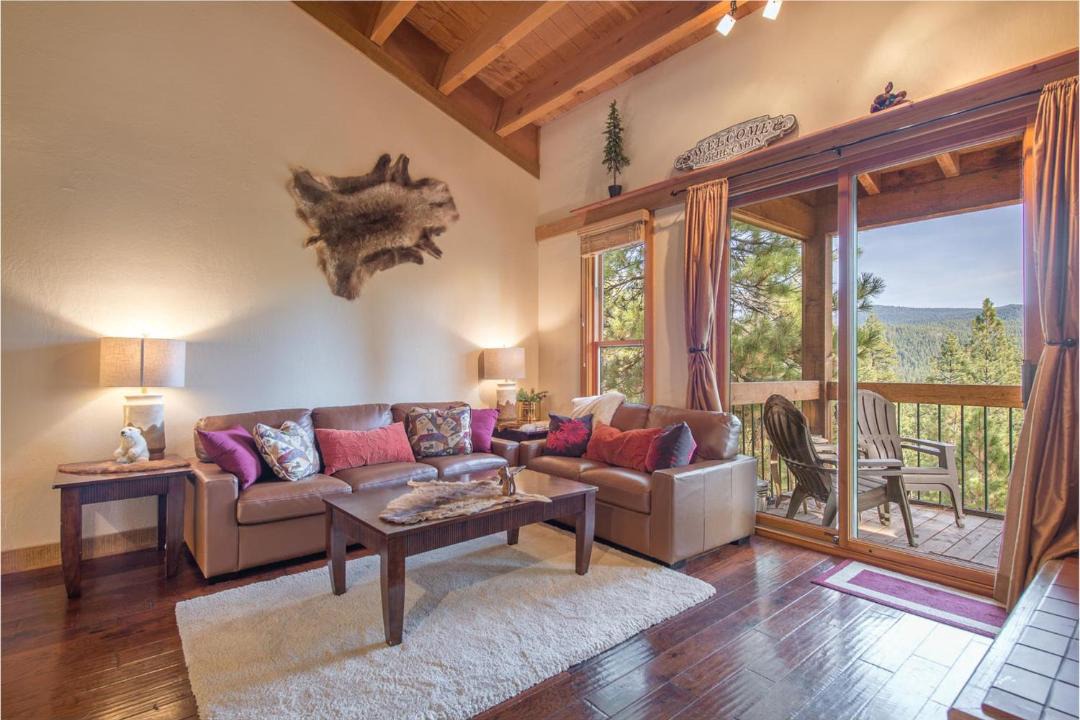 Photo of Livingroom in Truckee