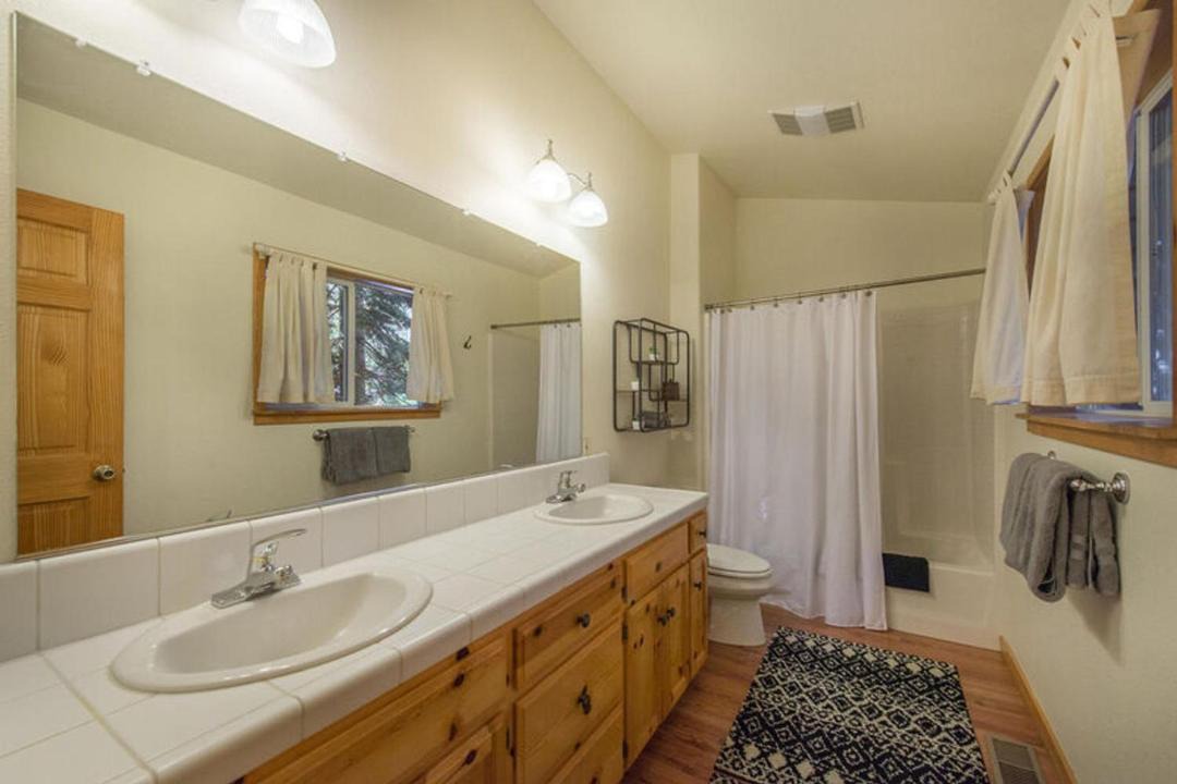 Photo of Bathroom in Truckee