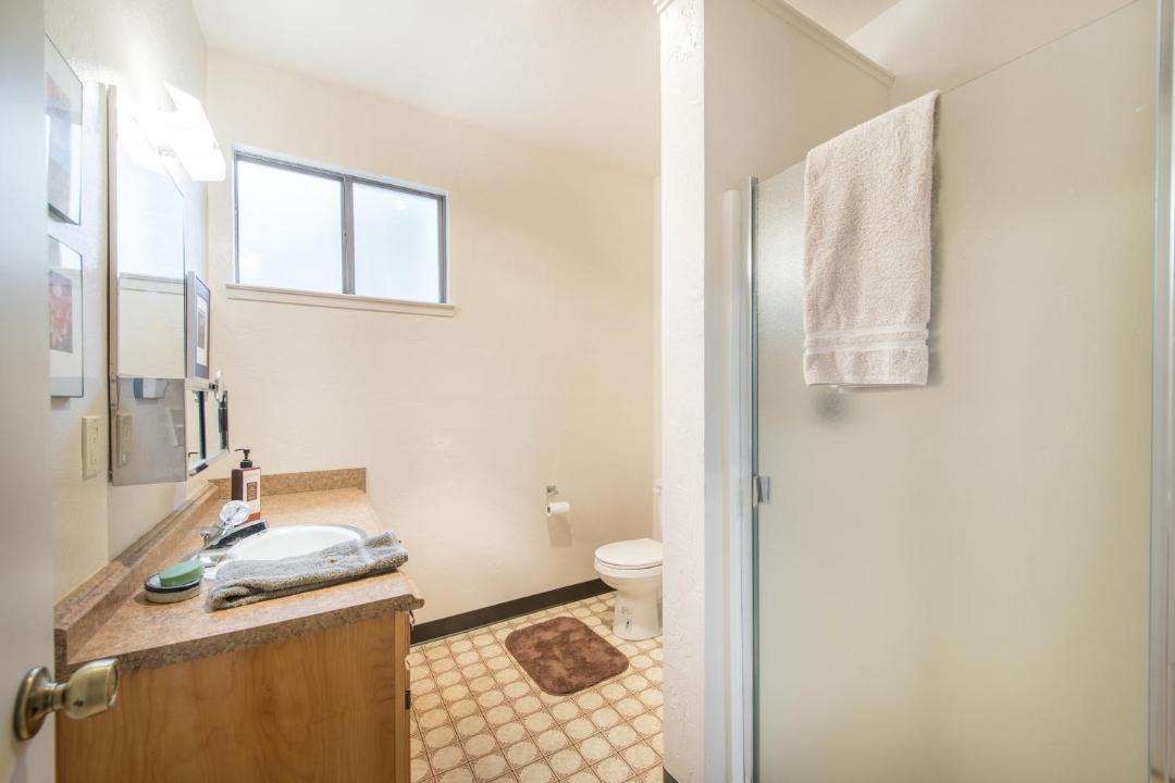 Photo of Bathroom in Serene Lakes